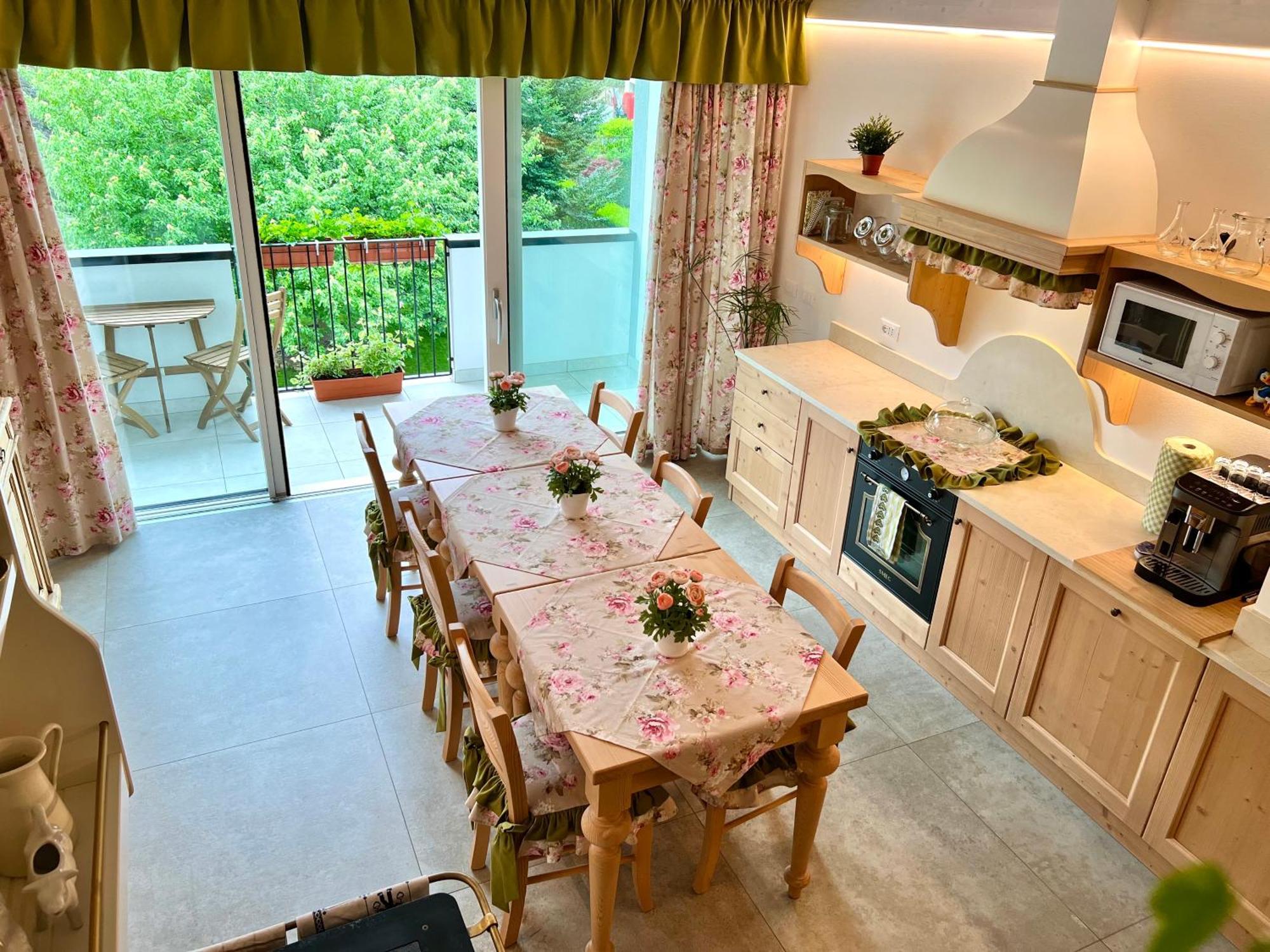 La Finestra Sul Giardino - B&B Cavedine 외부 사진